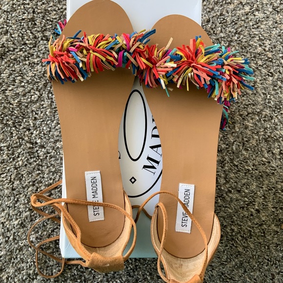 Steve Madden Sweetyy Sandals - Picture 3 of 9